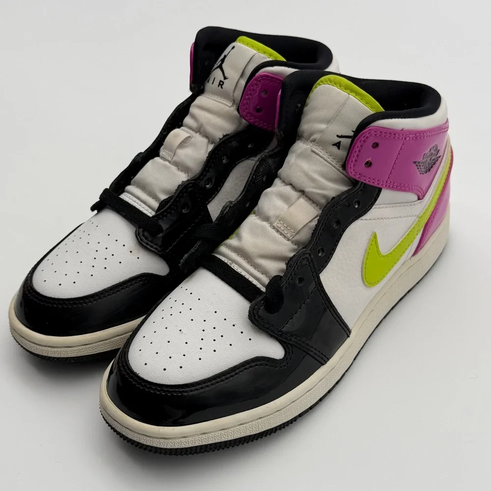 Jordan 1 Mid SE Cyber Active Fuchsia CZ9835-100 Size 5Y 6.5W